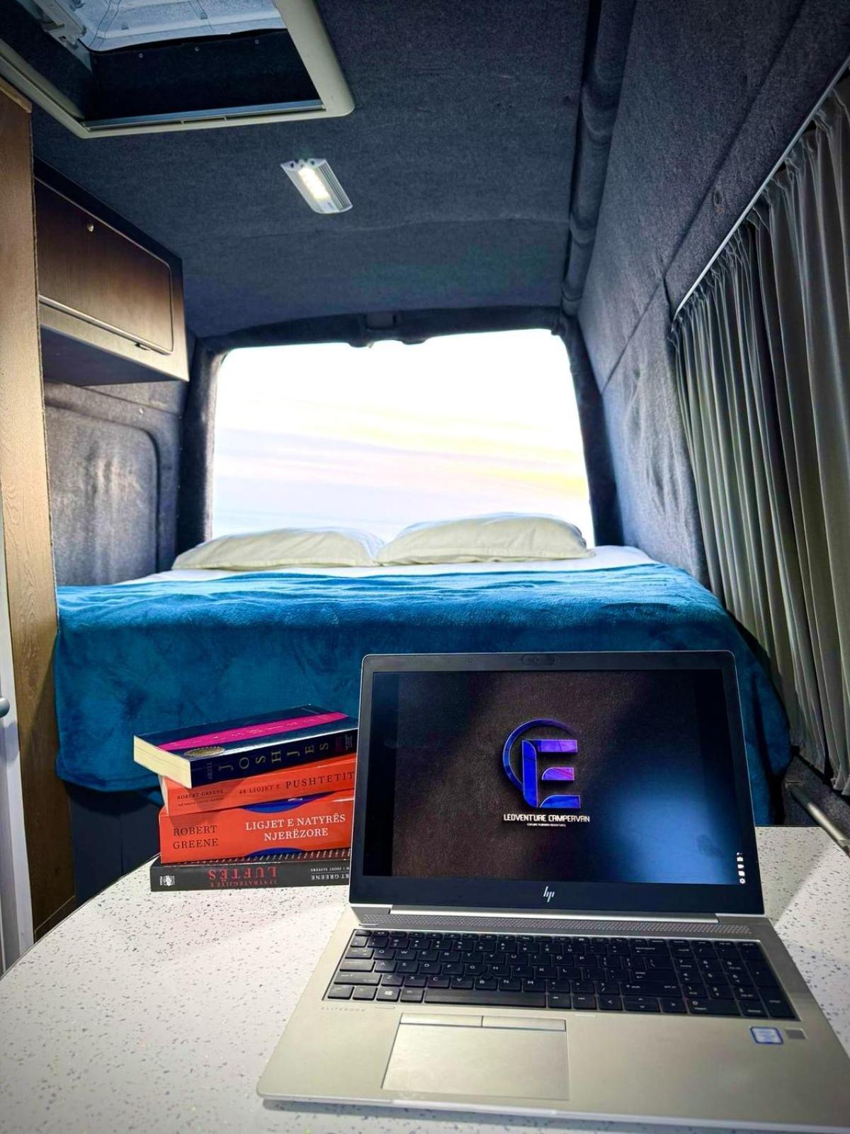 Leoventure Campervan Botel *